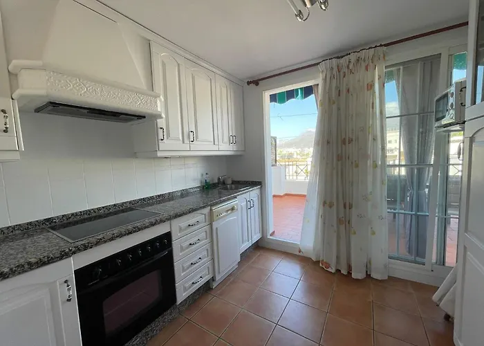 Coastline - Sealine 埃斯特波纳