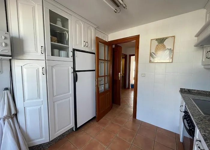 Coastline - Sealine 埃斯特波纳